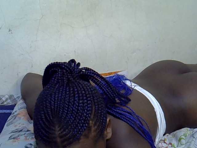 Cute-aliyah live cam on BongaCams
