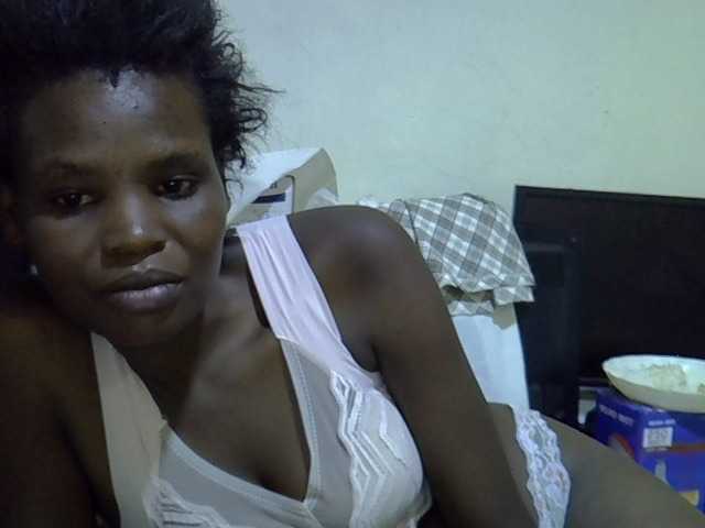 Cute-aliyah live cam on BongaCams