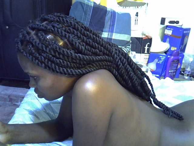 Cute-aliyah live cam on BongaCams
