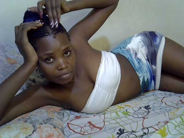 Cute-aliyah live cam on BongaCams