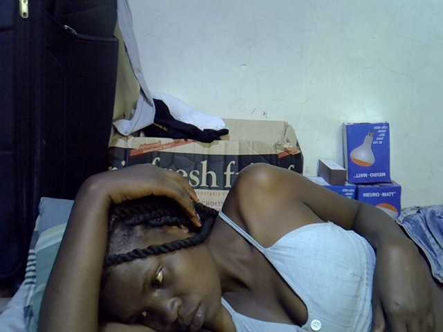 Cute-aliyah live cam on BongaCams