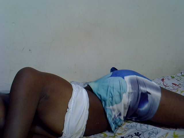 Cute-aliyah live cam on BongaCams