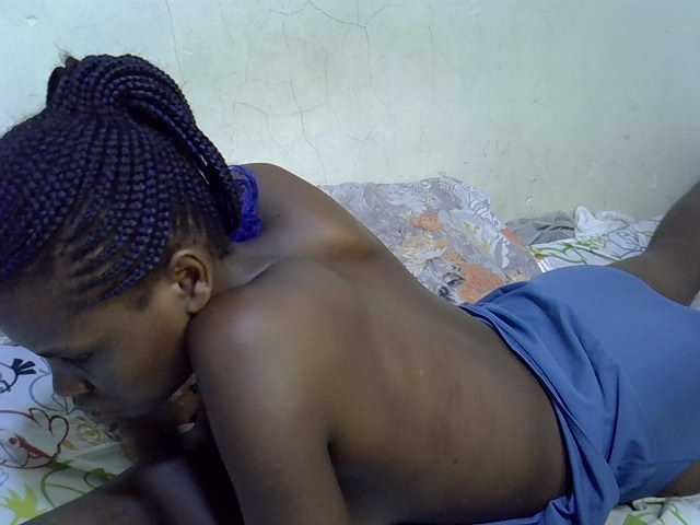 Cute-aliyah live cam on BongaCams
