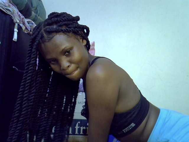 Cute-aliyah live cam on BongaCams