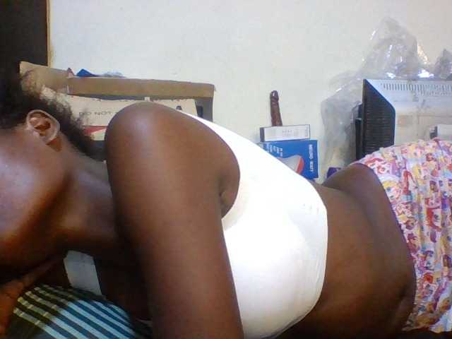 Cute-aliyah live cam on BongaCams