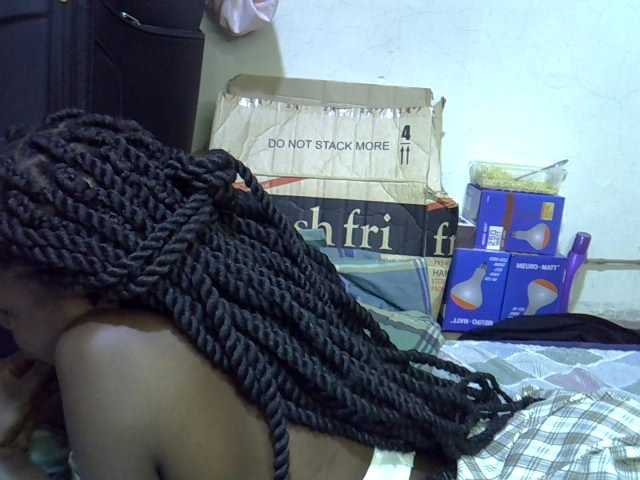 Cute-aliyah live cam on BongaCams
