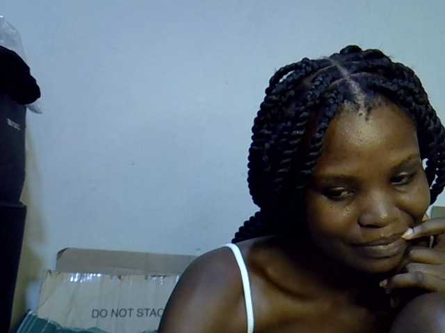 Cute-aliyah live cam on BongaCams