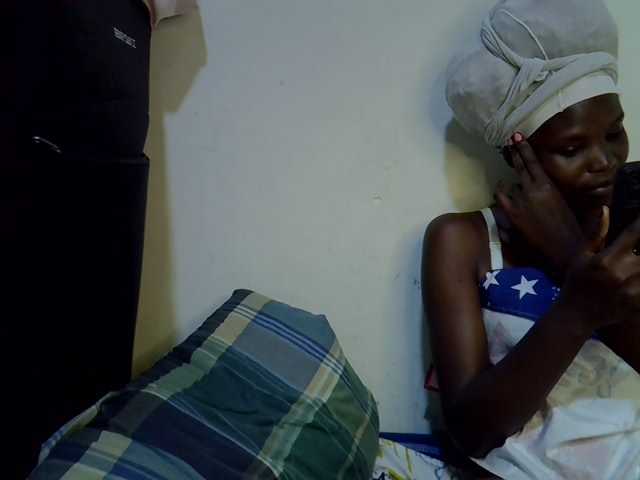 Cute-aliyah live cam on BongaCams