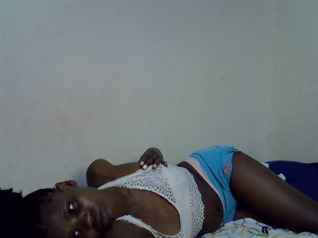 Cute-aliyah live cam on BongaCams