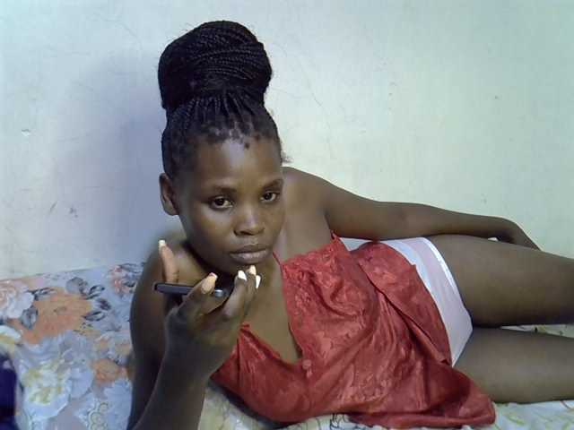 Cute-aliyah live cam on BongaCams