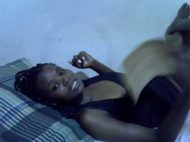 Cute-aliyah live cam on BongaCams