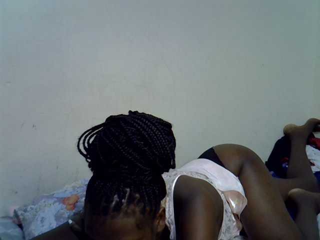 Cute-aliyah live cam on BongaCams