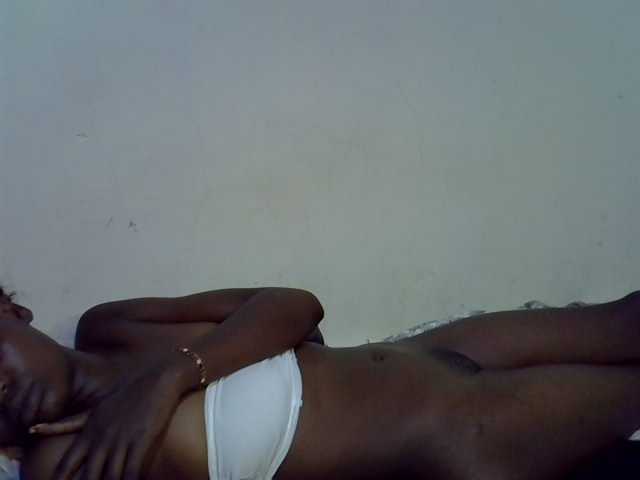 Cute-aliyah live cam on BongaCams