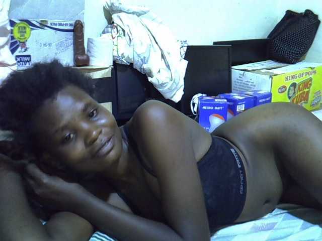 Cute-aliyah live cam on BongaCams