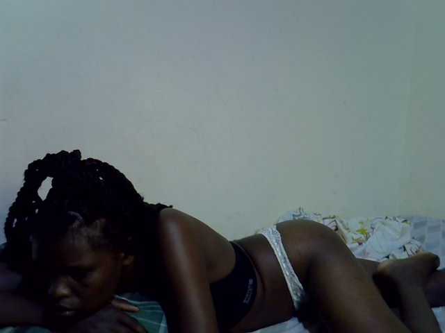 Cute-aliyah live cam on BongaCams