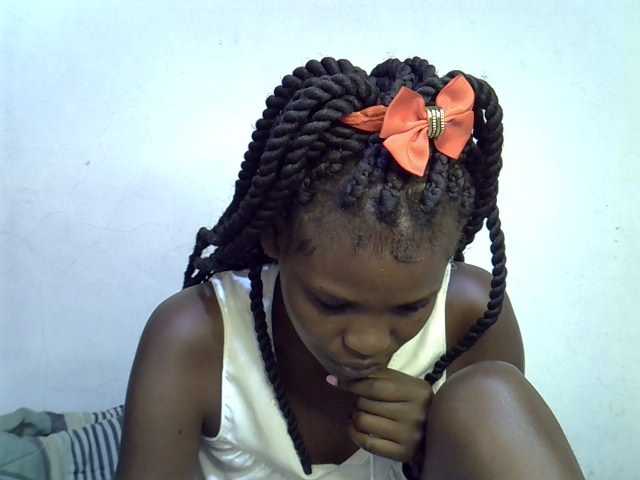 Cute-aliyah live cam on BongaCams