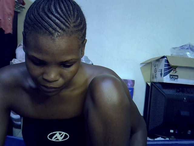 Cute-aliyah live cam on BongaCams
