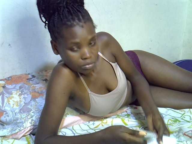 Cute-aliyah live cam on BongaCams