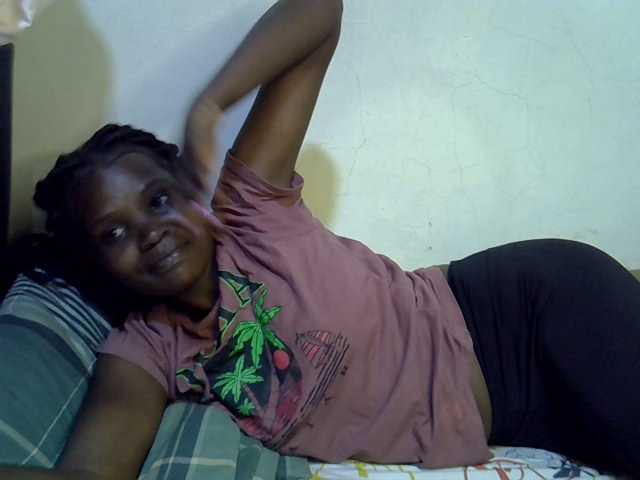 Cute-aliyah live cam on BongaCams