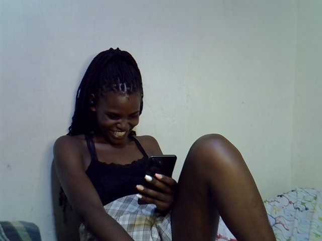 Cute-aliyah live cam on BongaCams