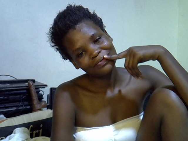 Cute-aliyah live cam on BongaCams
