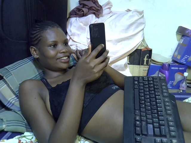 Cute-aliyah live cam on BongaCams