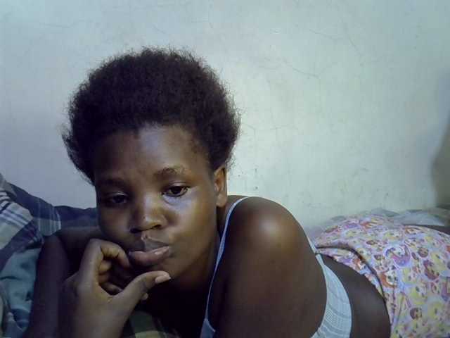 Cute-aliyah live cam on BongaCams