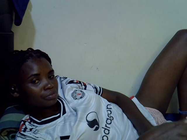 Cute-aliyah live cam on BongaCams