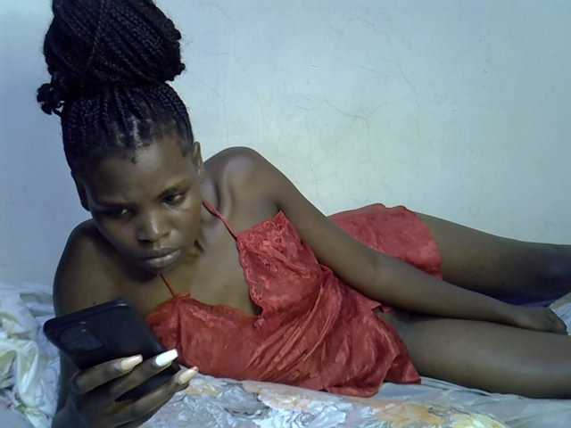 Cute-aliyah live cam on BongaCams