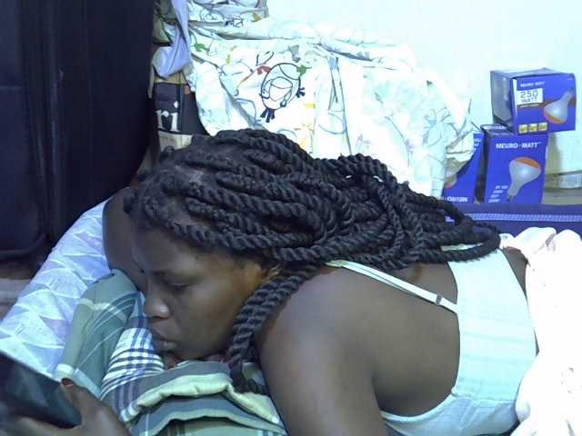 Cute-aliyah live cam on BongaCams