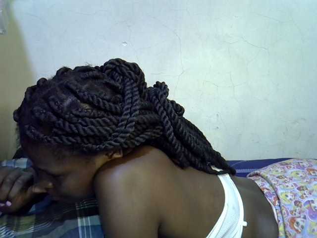 Cute-aliyah live cam on BongaCams