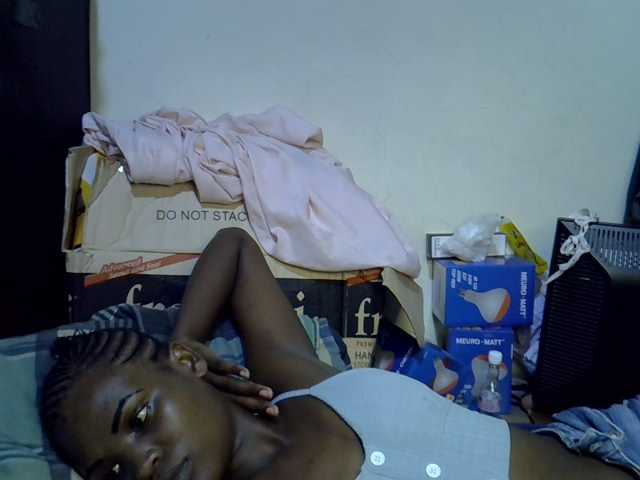 Cute-aliyah live cam on BongaCams