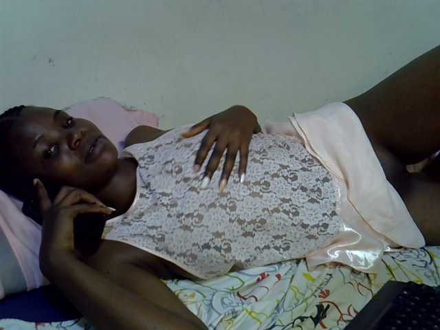 Cute-aliyah live cam on BongaCams