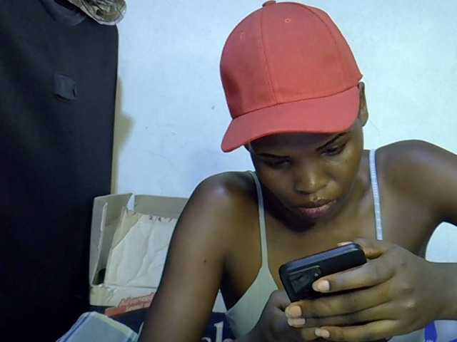 Cute-aliyah live cam on BongaCams