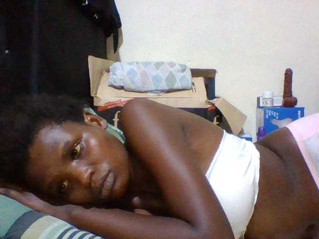 Cute-aliyah live cam on BongaCams