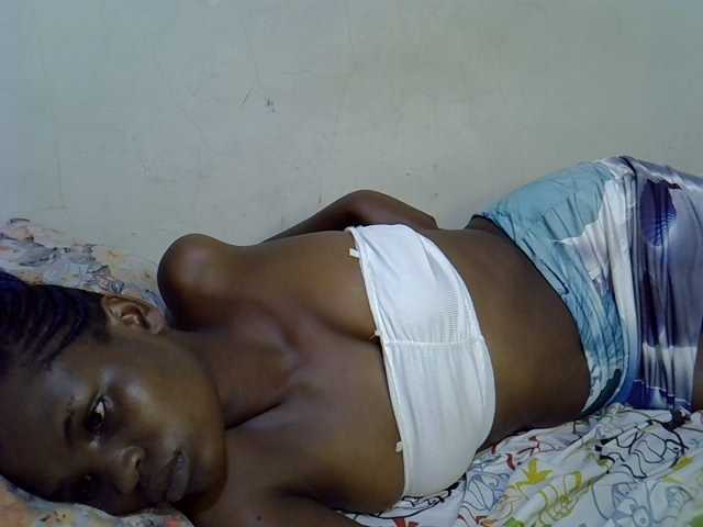Cute-aliyah live cam on BongaCams
