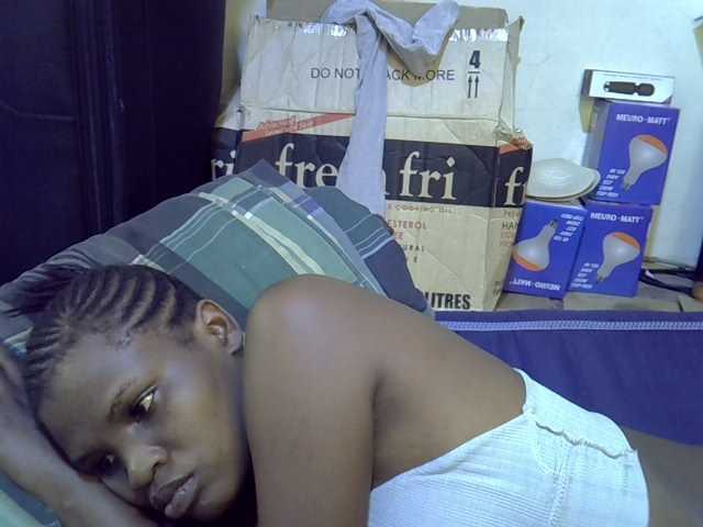 Cute-aliyah live cam on BongaCams