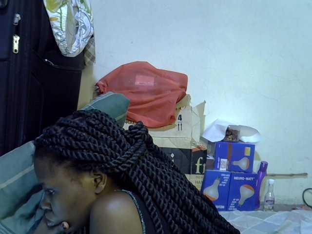 Cute-aliyah live cam on BongaCams