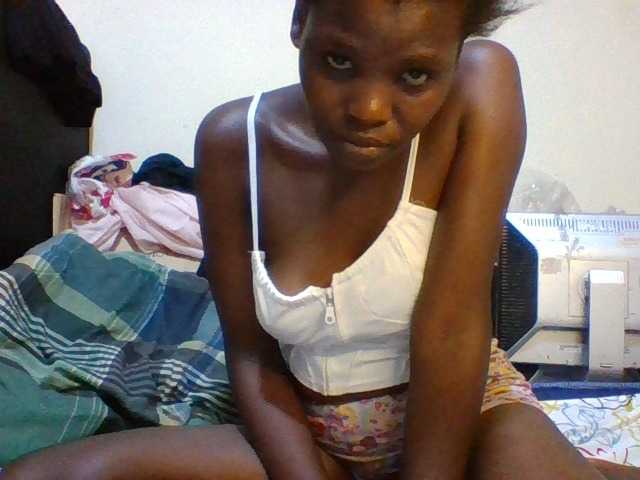 Cute-aliyah live cam on BongaCams