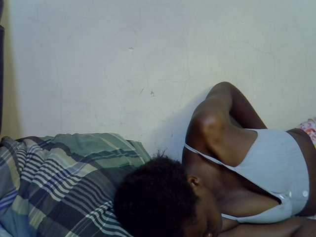 Cute-aliyah live cam on BongaCams
