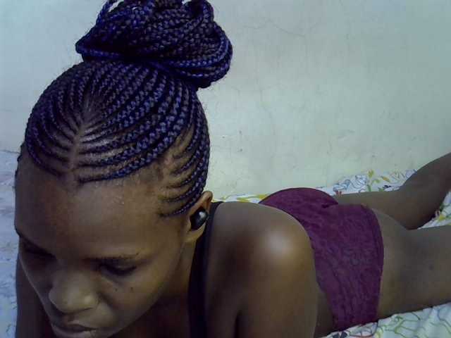 Cute-aliyah live cam on BongaCams
