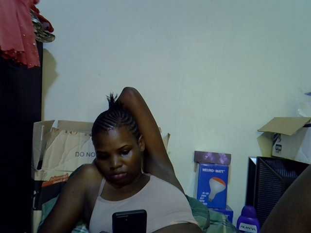 Cute-aliyah live cam on BongaCams