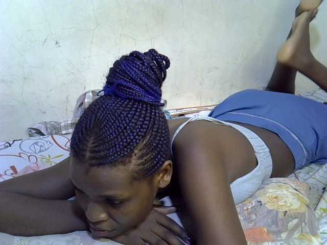 Cute-aliyah live cam on BongaCams