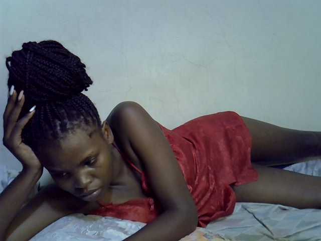 Cute-aliyah live cam on BongaCams