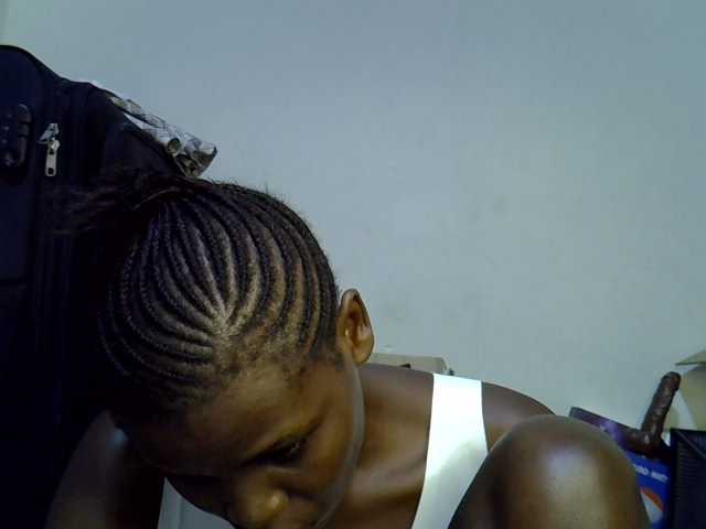 Cute-aliyah live cam on BongaCams