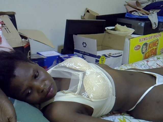 Cute-aliyah live cam on BongaCams