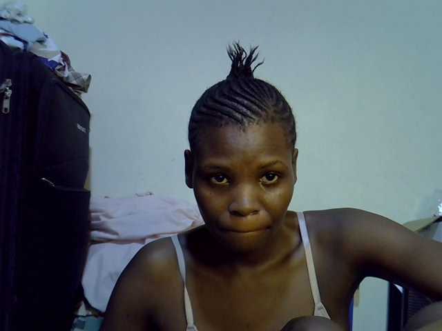 Cute-aliyah live cam on BongaCams