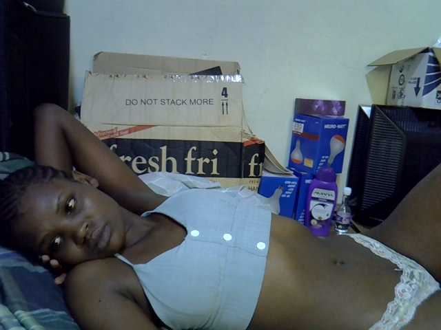 Cute-aliyah live cam on BongaCams