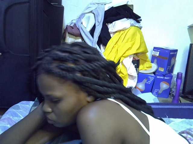 Cute-aliyah live cam on BongaCams
