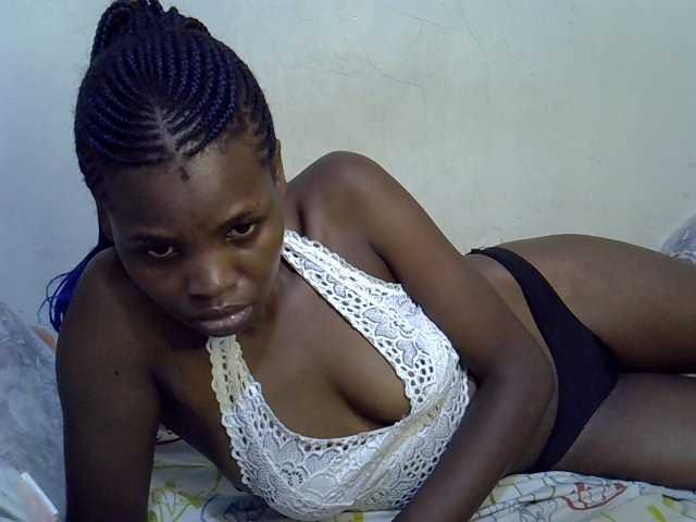 Cute-aliyah live cam on BongaCams